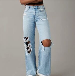 AE Dreamy Drape Super High-Waisted Baggy Wide-Leg Jean size 4 regular